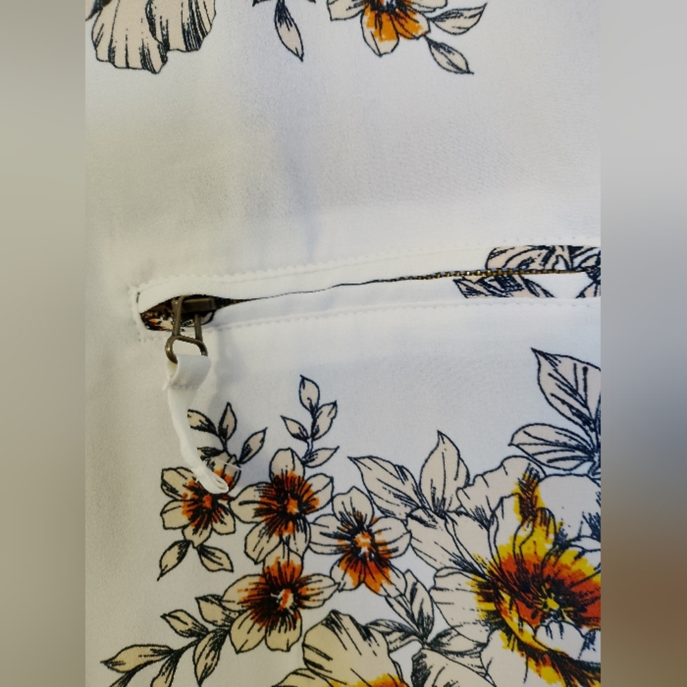 Maurices Floral Print Top with Orange and Black Accents - Picture 5 of 7